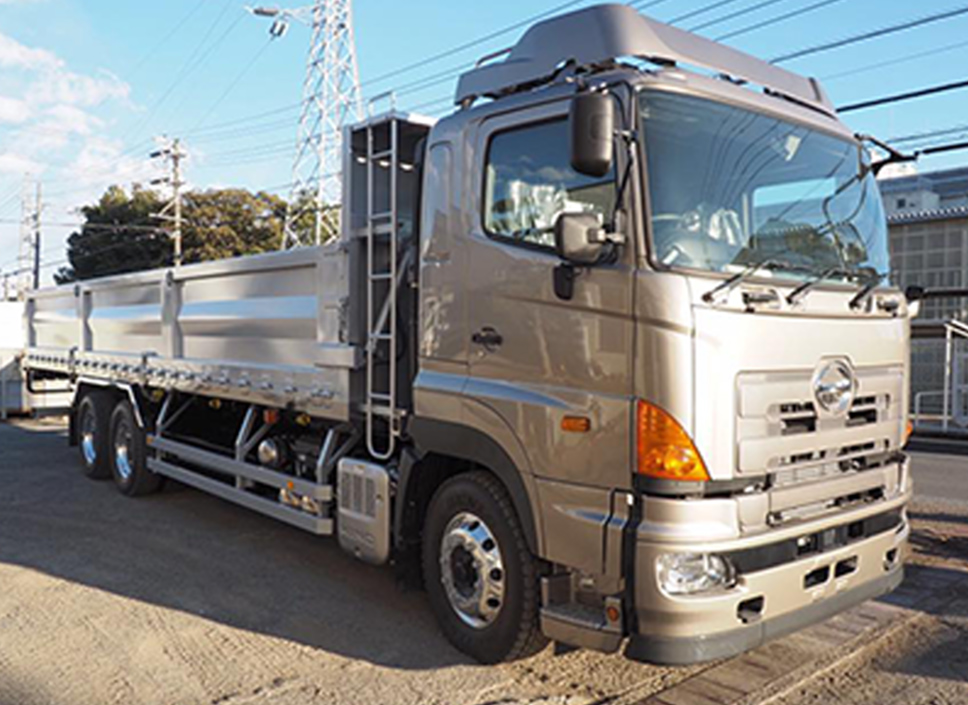 大型25tトラック